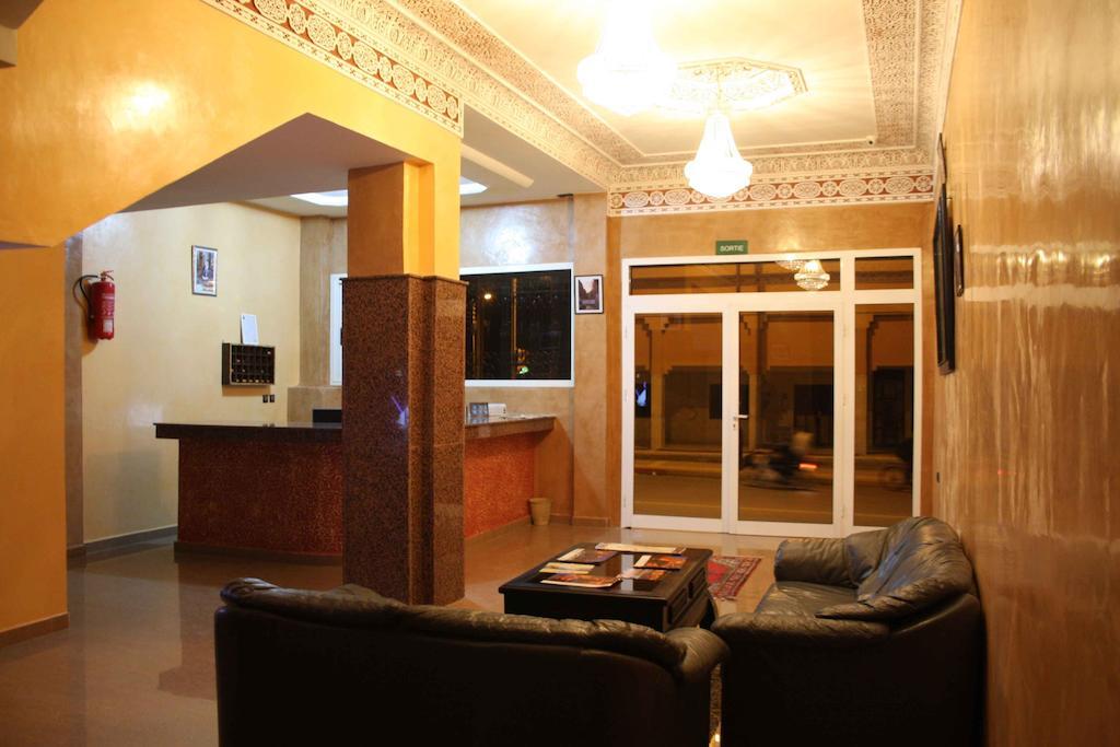 Hotel Amsterdam ワルザザート エクステリア 写真
